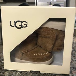 Baby UGG Boots brand New In Box Size 2/3